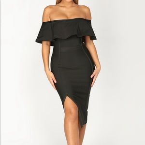 Off shoulder bandage dress